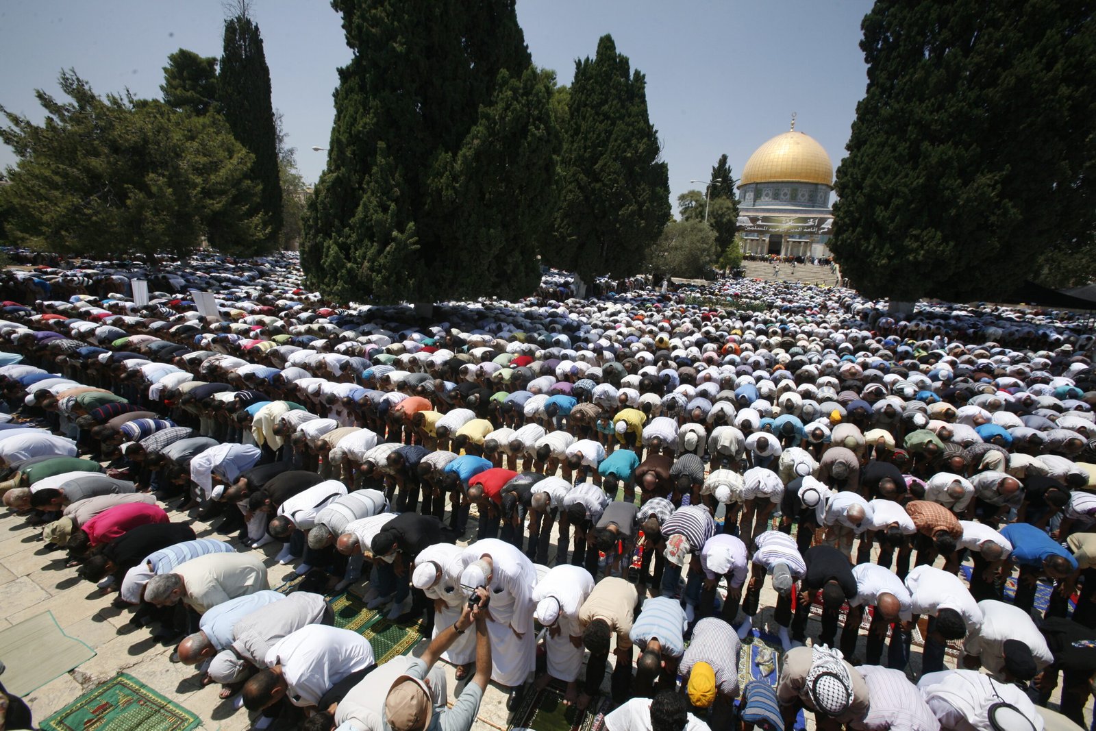 Footage of Ramadan in Al-Aqsa, Jerusalem